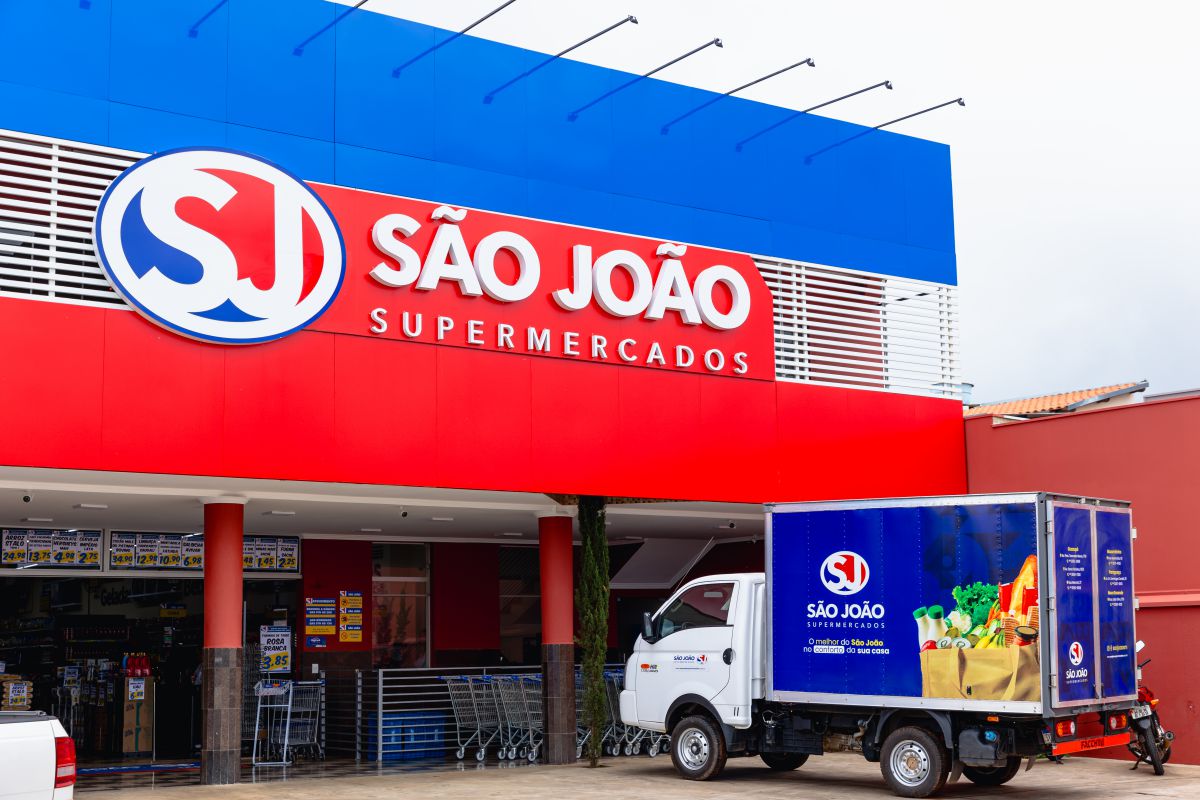 São João Supermercados Nova Resende (1)