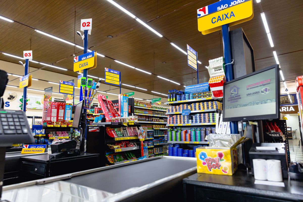 São João Supermercados Nova Resende (14)